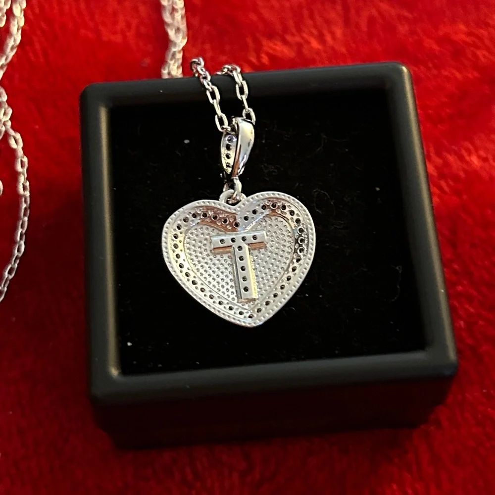 Luxury Moissanite Diamond T‎ Heart Pendant Necklace - Picture 3 of 5